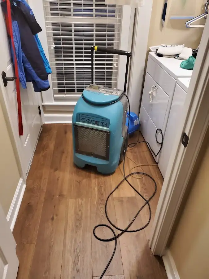 Commercial dehumidifier deployed for Crawl Space Restoration in Hillsboro